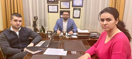 Команда «Ярослав Гришин та партнери» захищає молоду родину потерпілих від злочинних дій ОЗГ у Запоріжжі